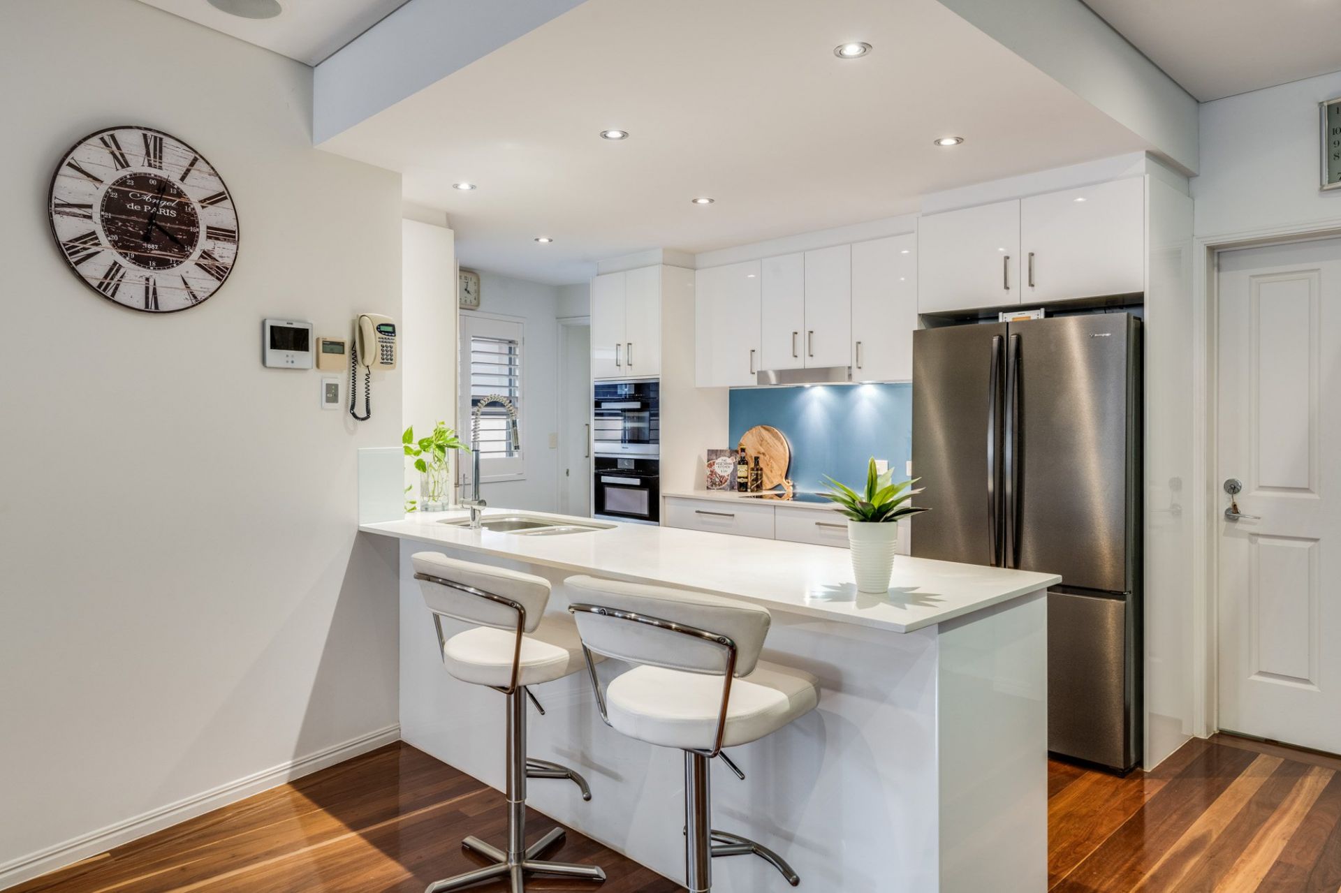 1/20 Vespa Crescent, Surfers Paradise - Thumbnail 6