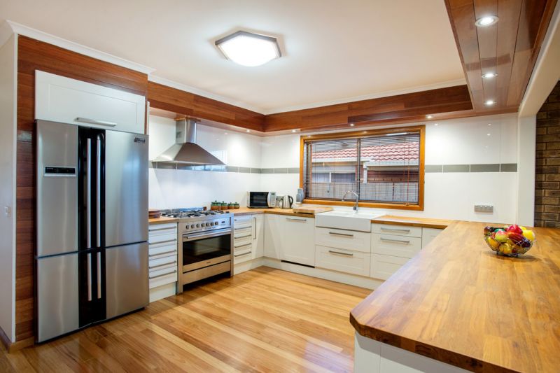 16 Macneil Drive, Altona Meadows - Thumbnail 3