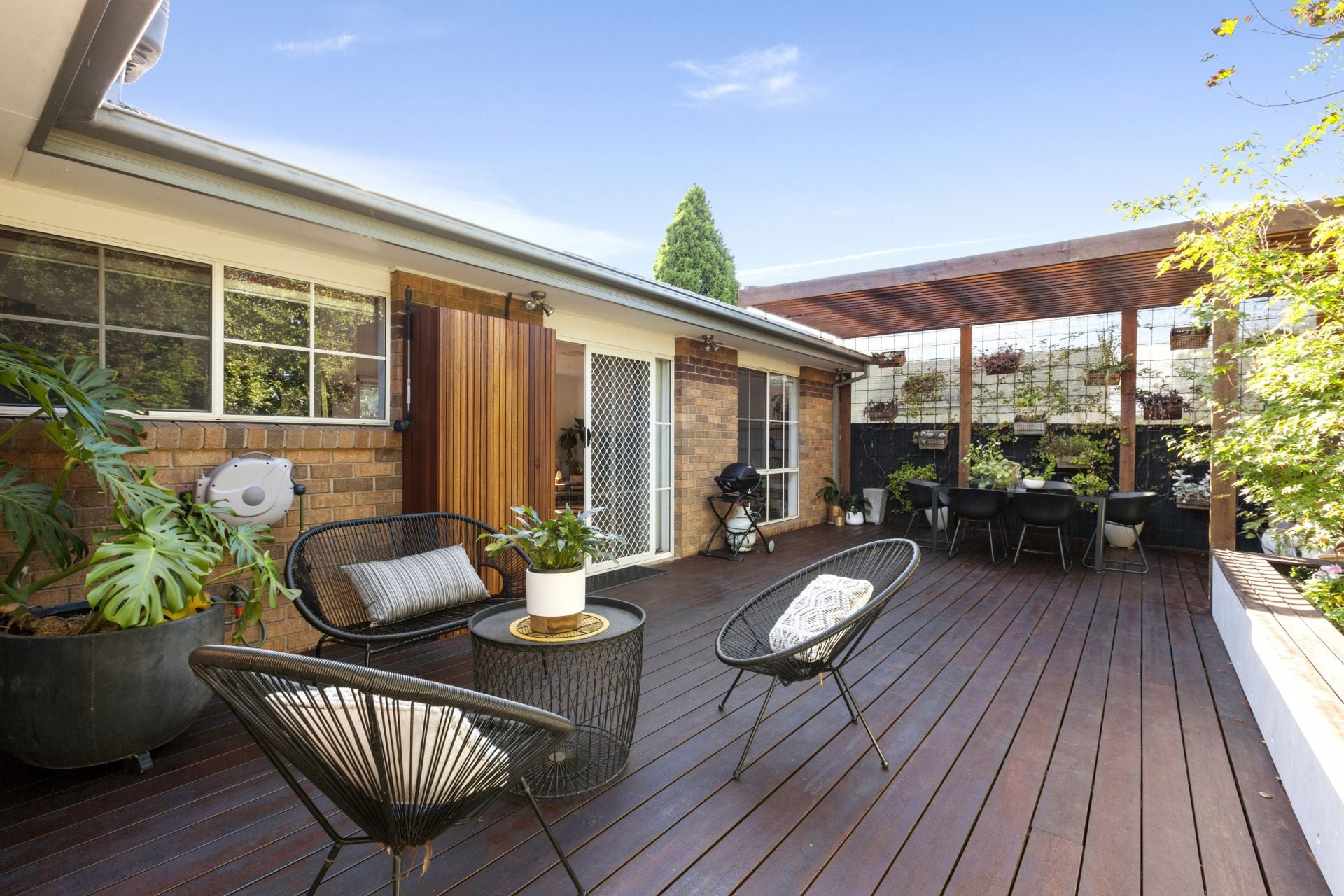 Contemporary, Tranquil and Easy