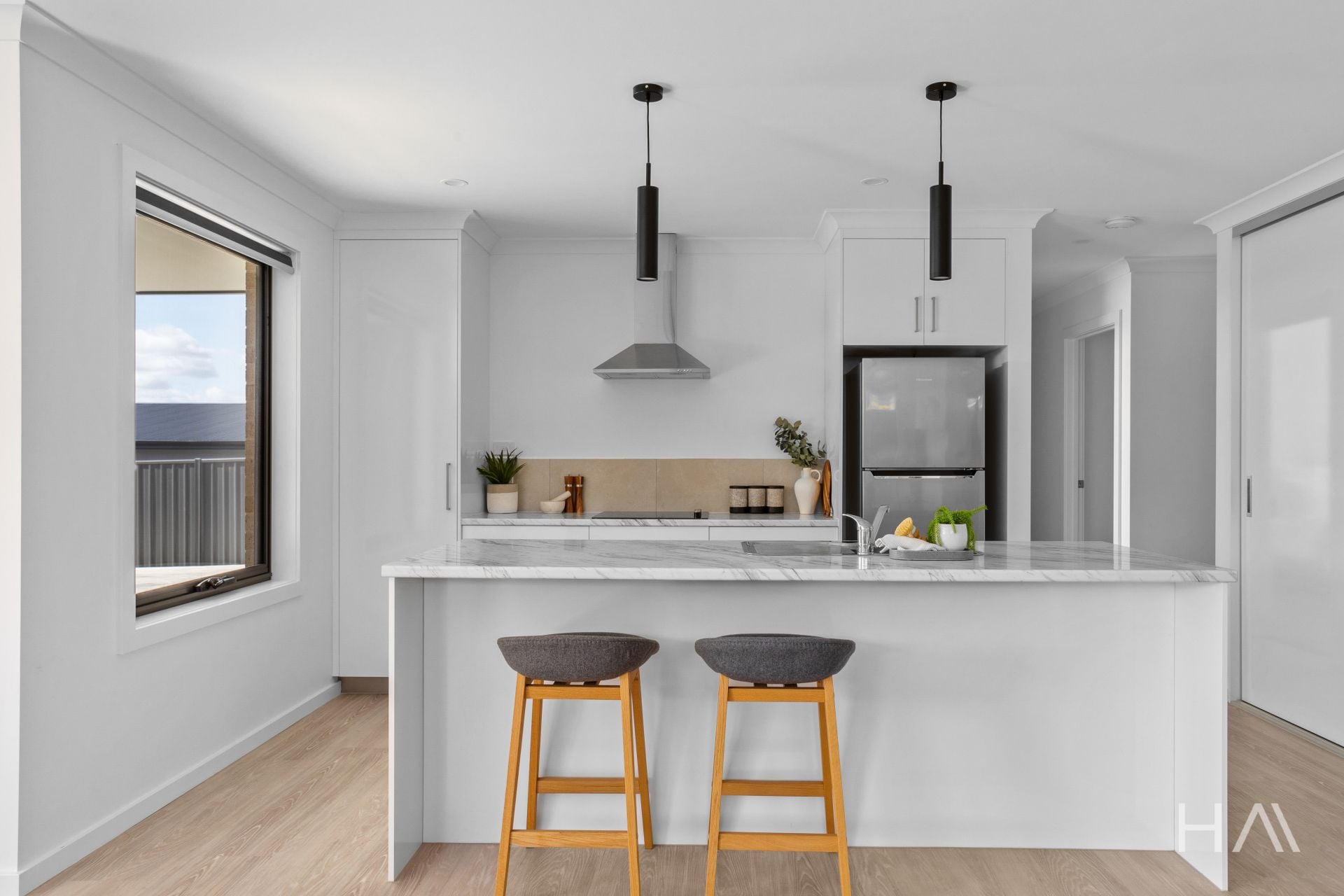 2/3 Zircon Place Perth, Perth - Thumbnail 3