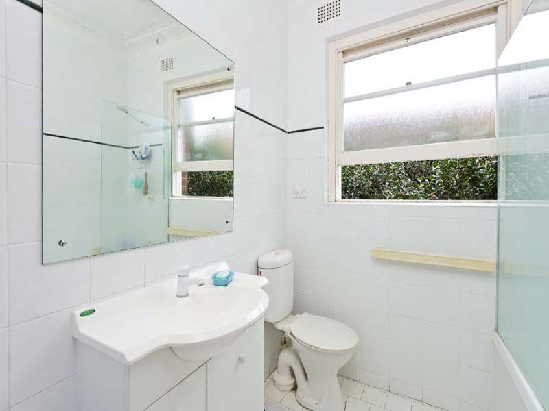 8/82 Kurraba Road NEUTRAL BAY NSW, Bay - Thumbnail 4