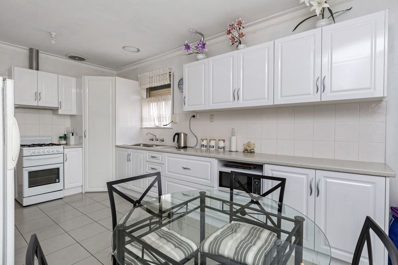 1 Cliff Street, Laverton - Thumbnail 6