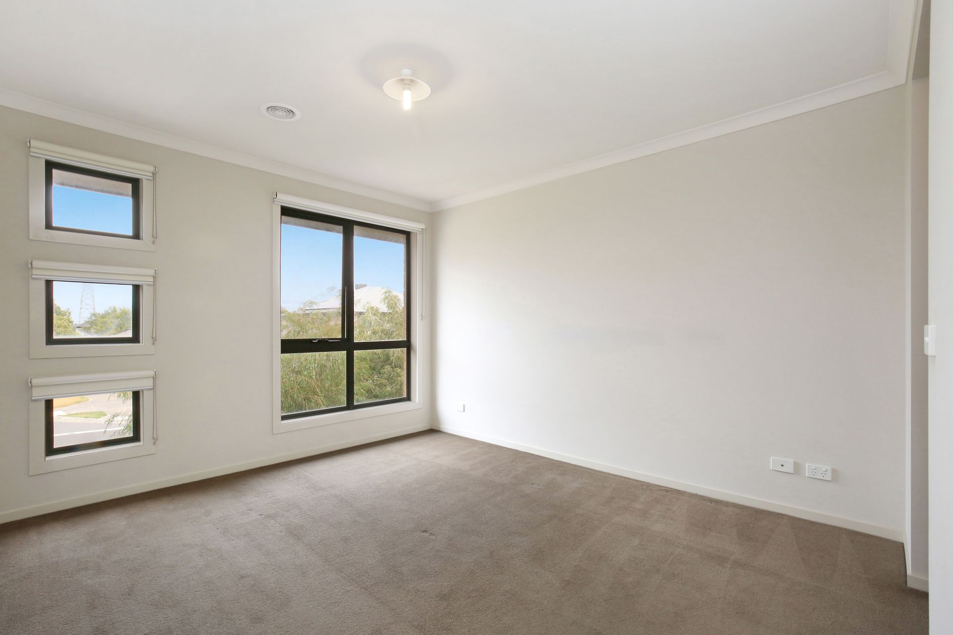 Great Location in Lyndarum Estate   *Insp Thu 2nd May @ 4:45pm*