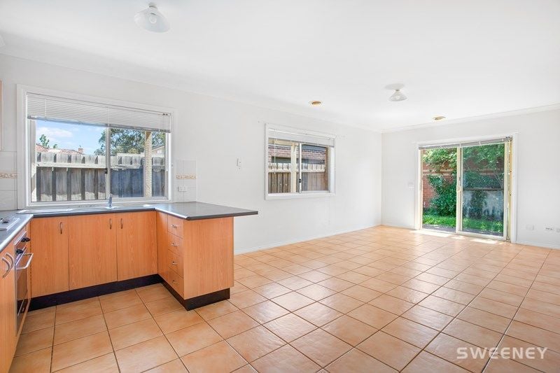 16C Stapley Crescent, Altona North - Thumbnail 3