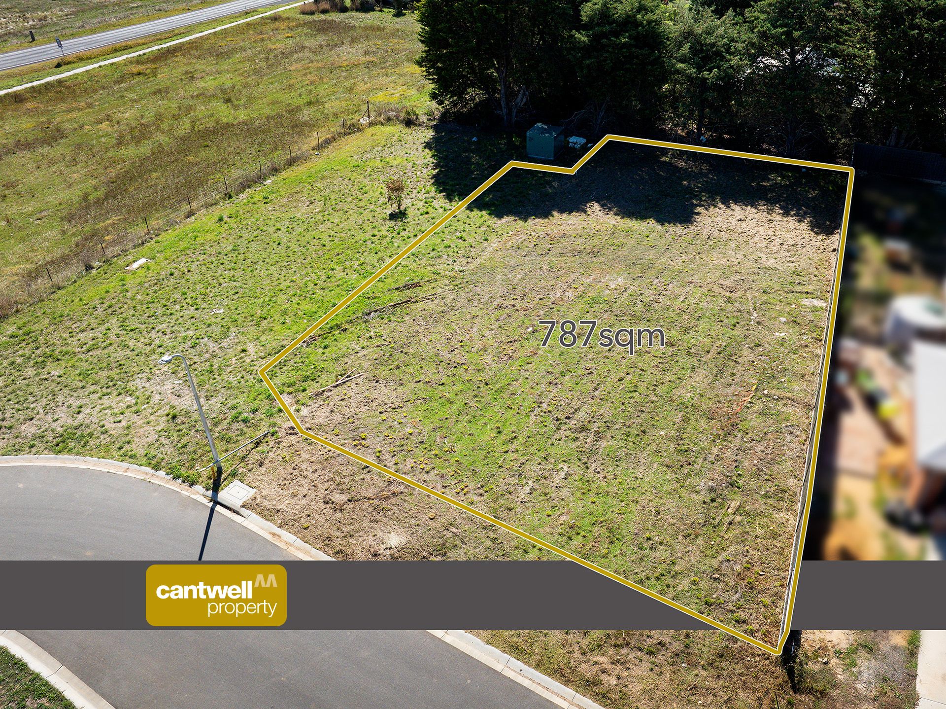 1 Banksia Court, Campbells Creek - Thumbnail 2