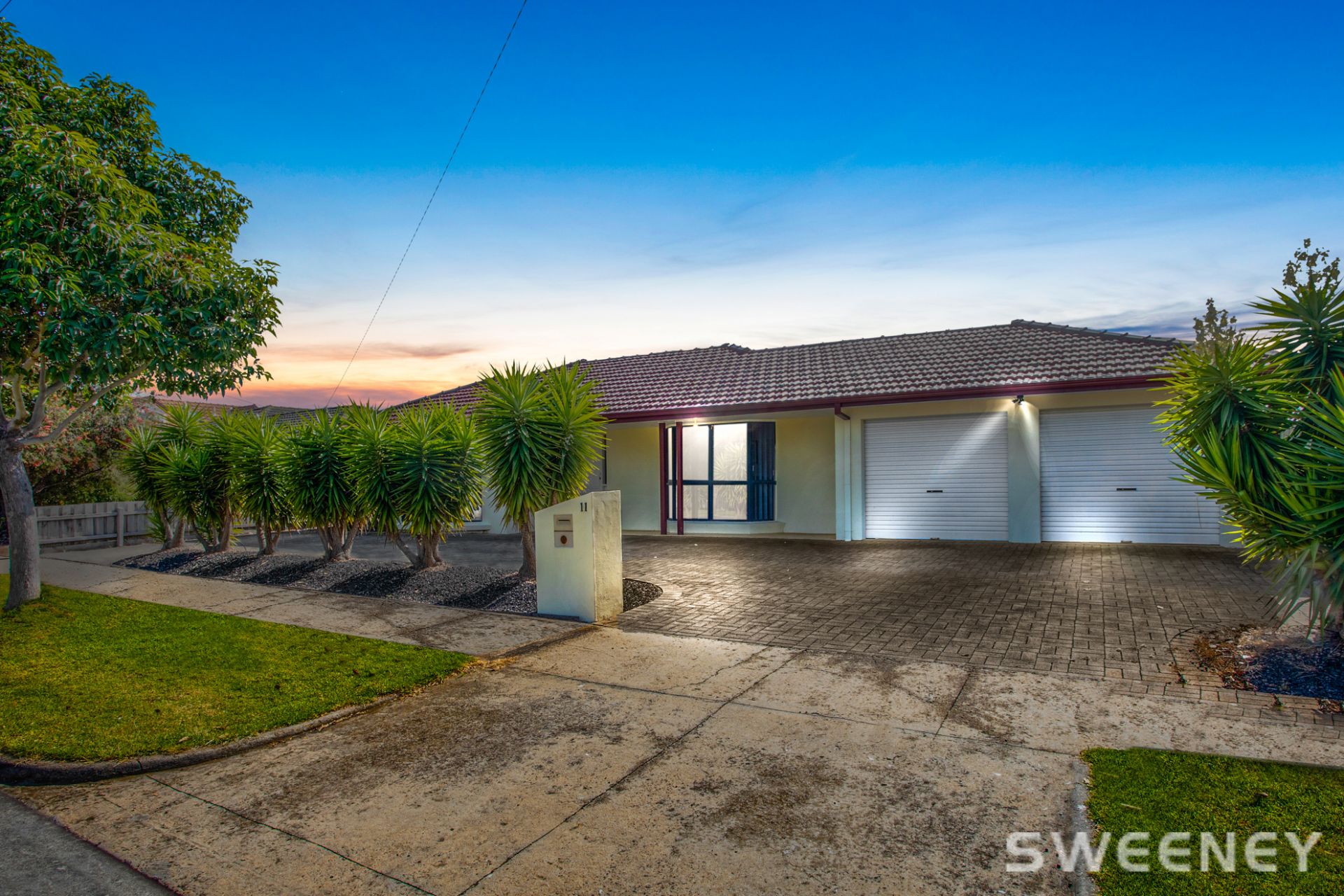 11 Hosie Street, Altona Meadows - Thumbnail 2