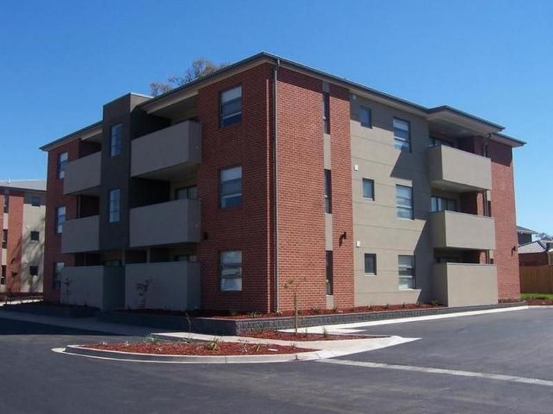 MODERN APARTMENT IN THE HEART OF MERNDA!