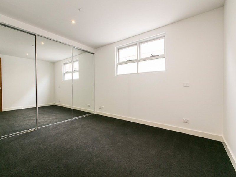101/490 Dandenong Road, Caulfield North - Thumbnail 5