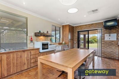33 Glendale Crescent, Jandakot