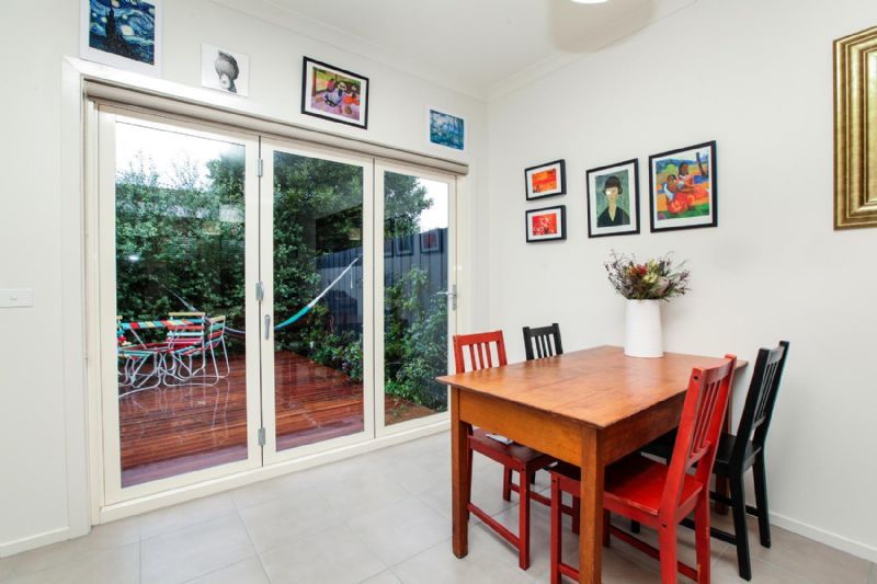 2/11 Swan Street, Footscray - Thumbnail 7