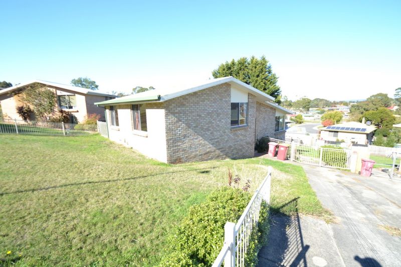 42 Prossers Forest Road, RAVENSWOOD Living Here Launceston