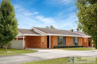 16 Cambridge Drive