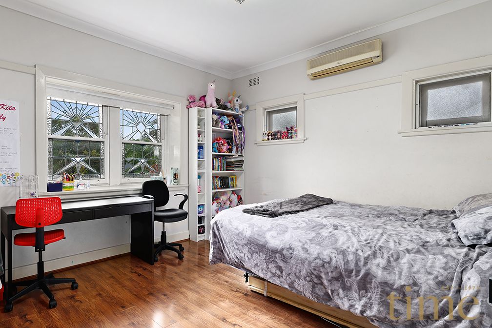 15 First Avenue, Rodd Point NSW