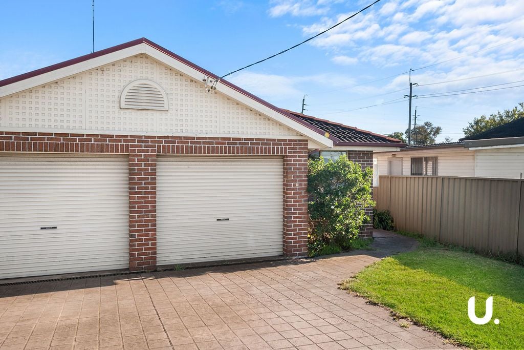 South Windsor 2/95B Mileham Street