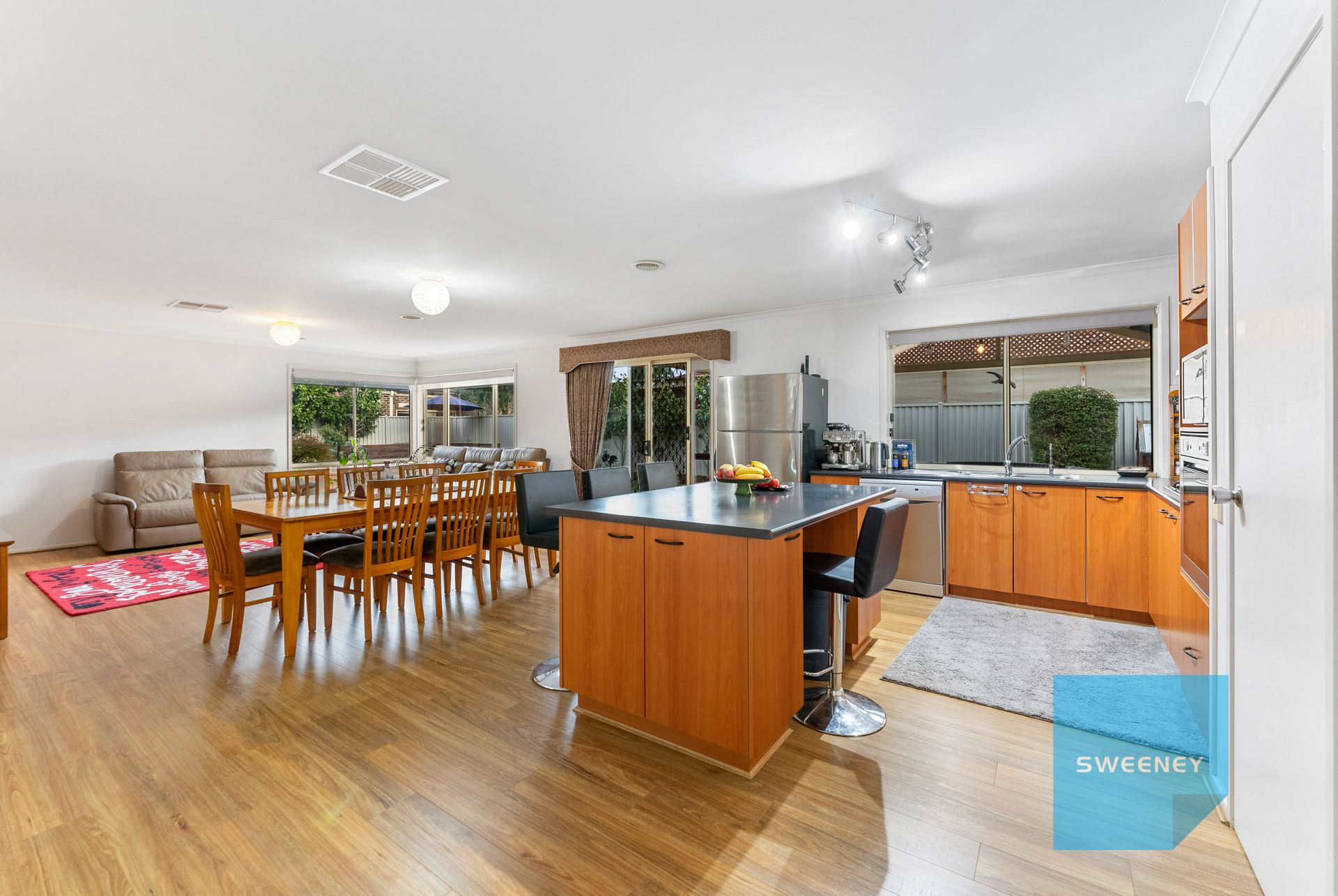 40 Parkin Avenue, Caroline Springs - Thumbnail 7