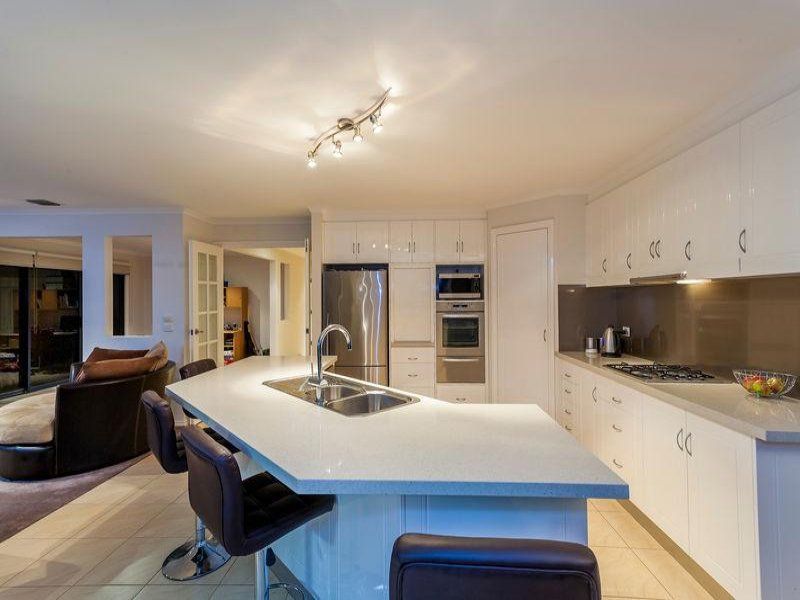 9 Arlia Mews OCEAN GROVE VIC, Ocean Grove - Thumbnail 4