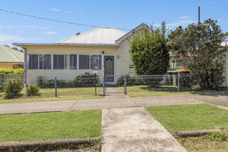 Real Estate For Sale 31 River Street West Kempsey , NSW