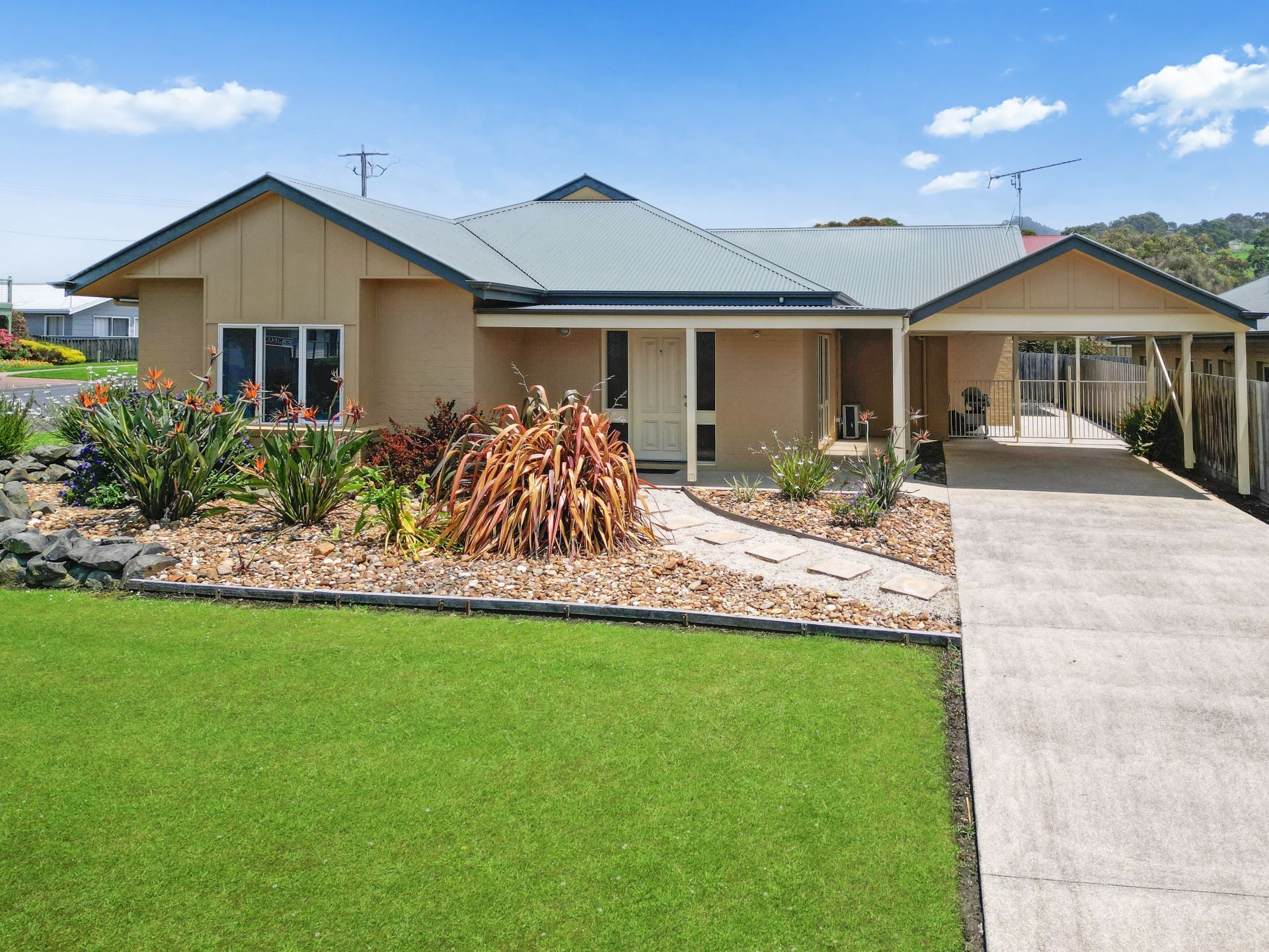 1/62 Cawood Street, Apollo Bay - Thumbnail 2