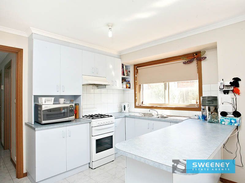 216E Merton Street, Altona Meadows - Thumbnail 3