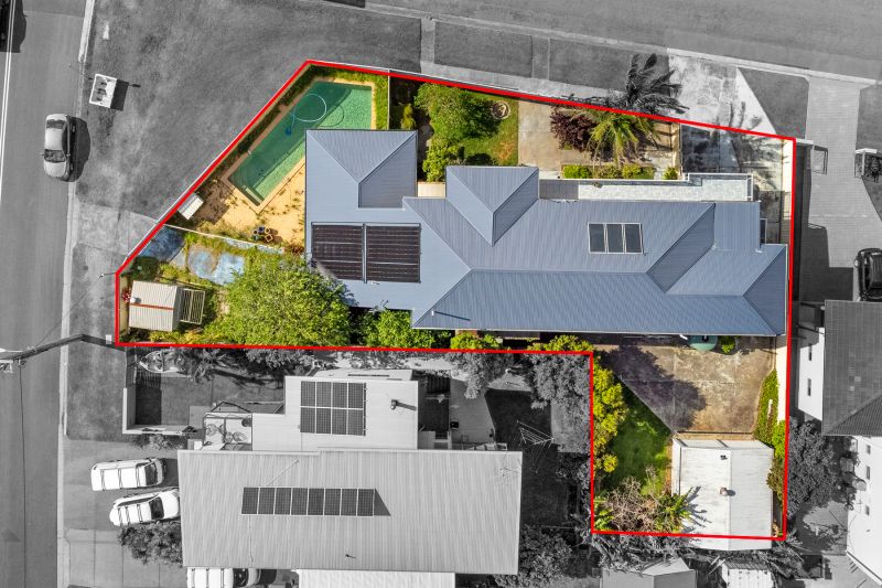 2 Mawson Close, Caves Beach - Thumbnail 4