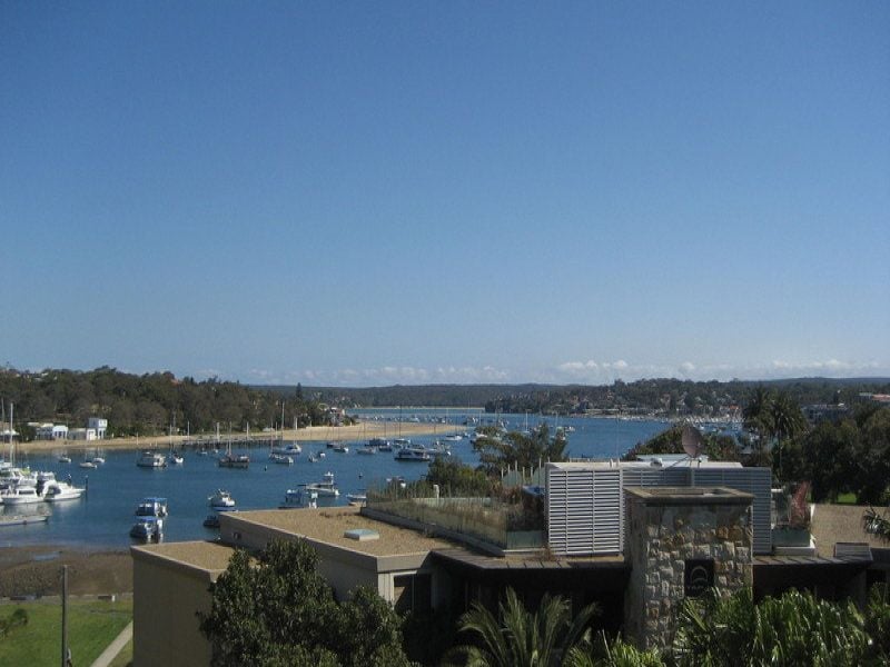 8 Deeban Walk CRONULLA NSW