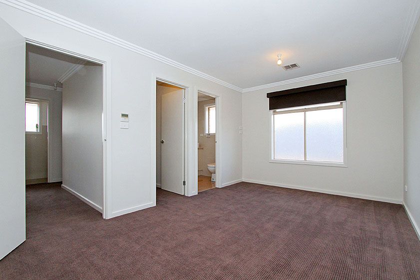 LOW MAINTENANCE FAMILY HOME