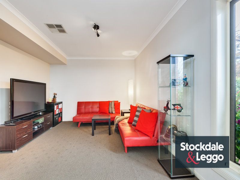 12 Parkwood Road MERNDA, Mernda - Thumbnail 8