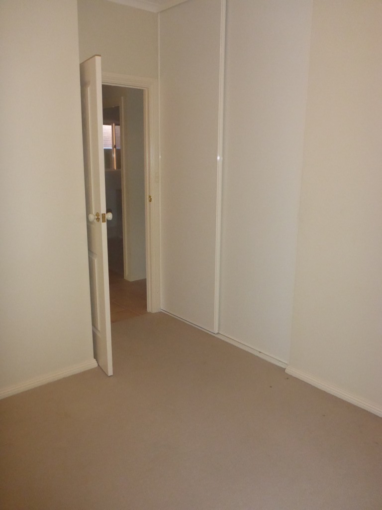 22  Innes Crt Mawson Lakes 5095