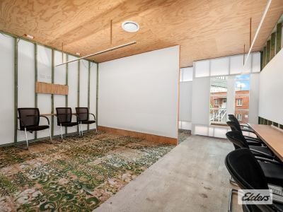 RARE COMMERCIAL ROAD OFFICE WITH 2 CARS!