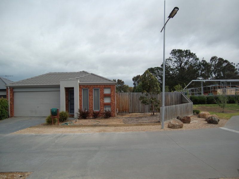 Real Estate For Sale 3 Gardenia Place Whittlesea , VIC