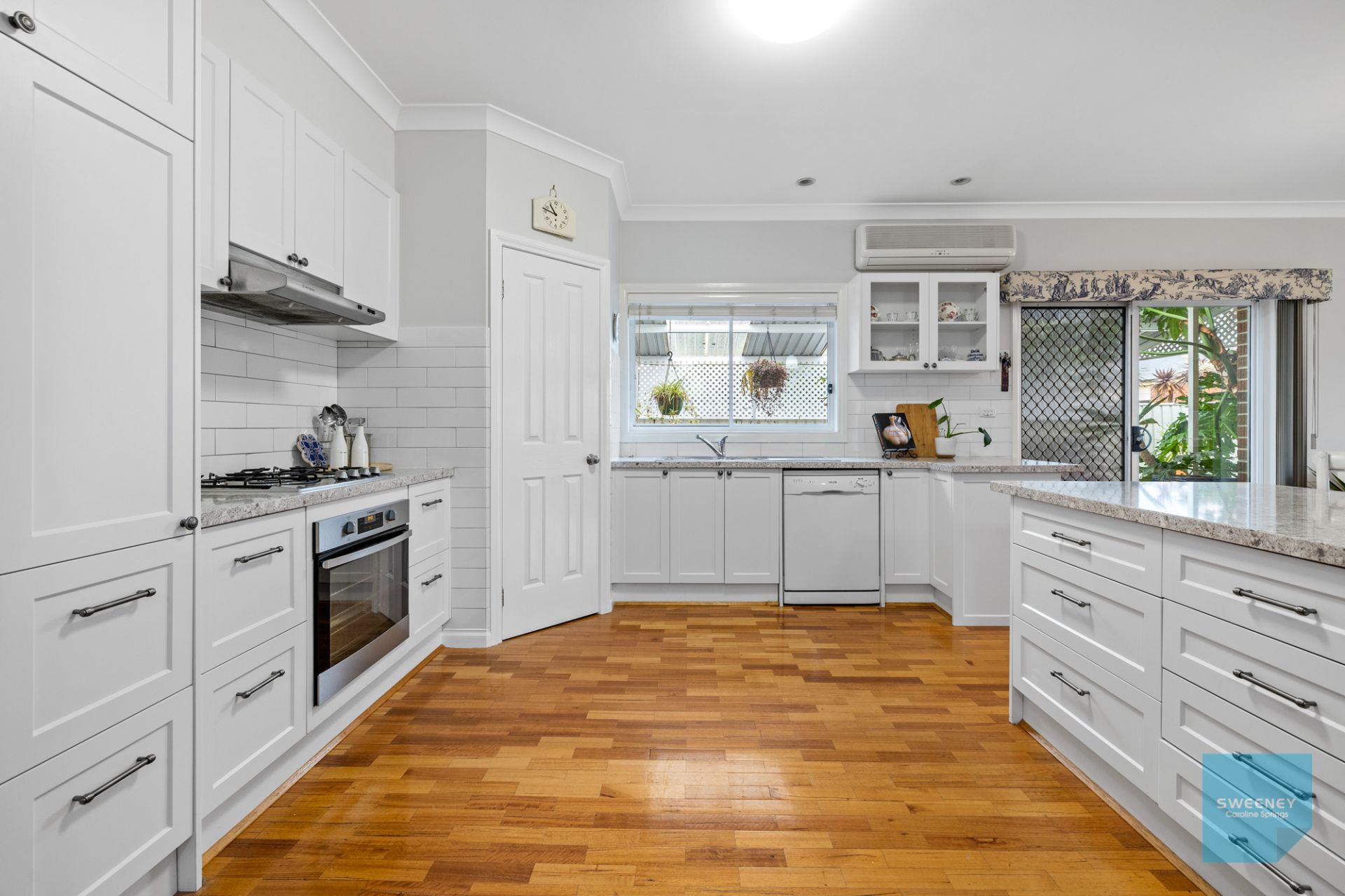 9 Sharrock Close, Caroline Springs - Thumbnail 6