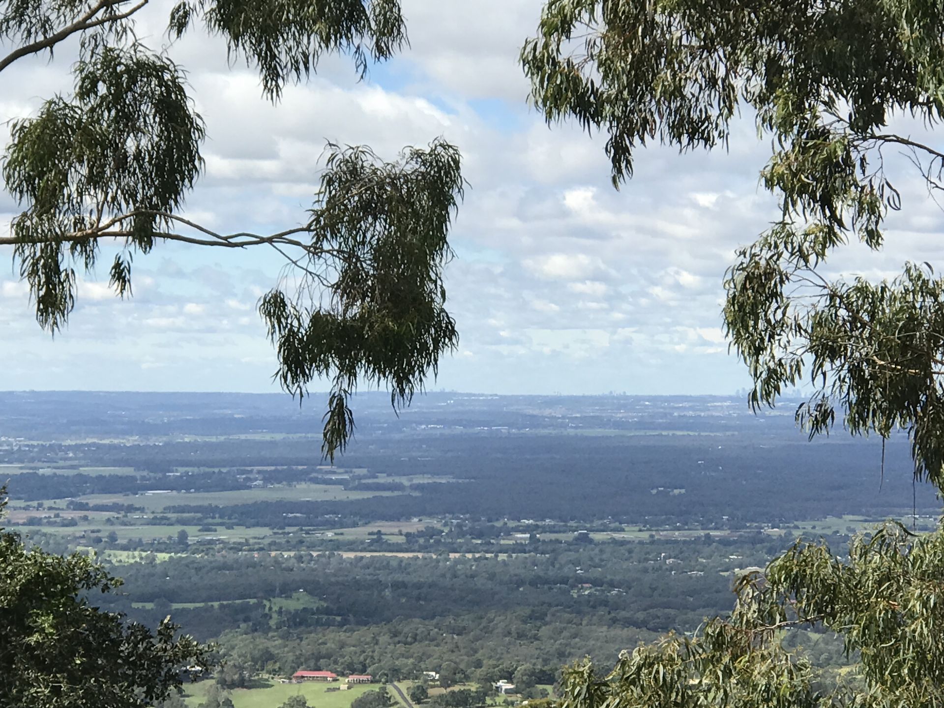 5 Bellbird Crescent, Bowen Mountain - Thumbnail 2