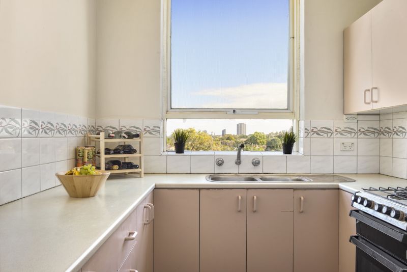 13/203 Alma Road, St Kilda East - Thumbnail 4