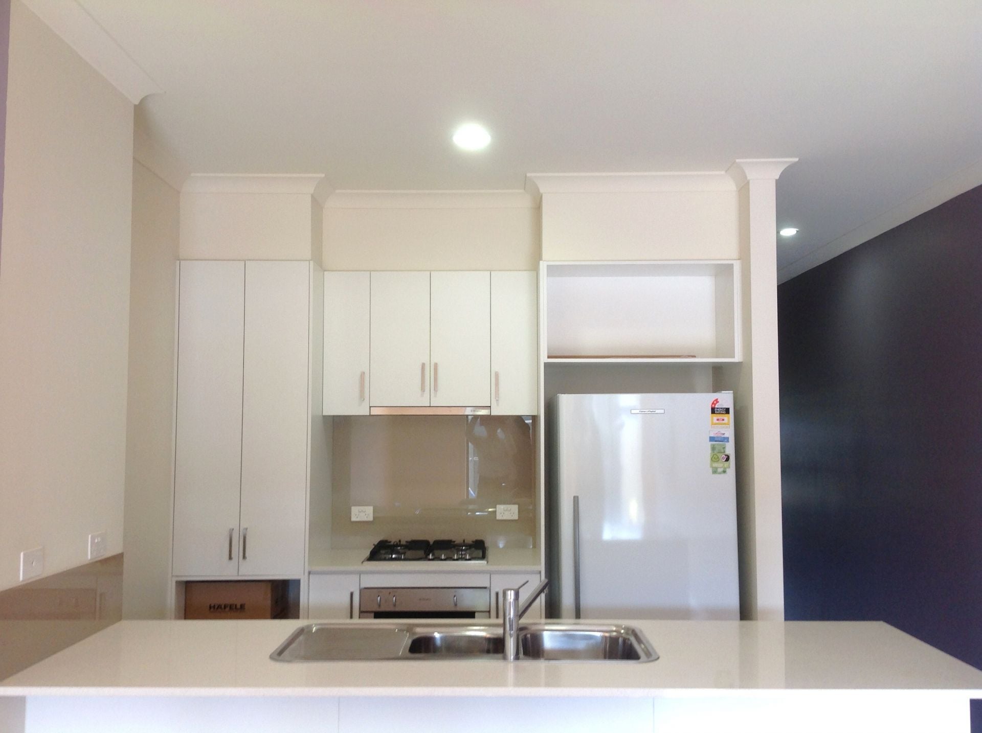 CAPTIVATING MODERN GEM !!!
