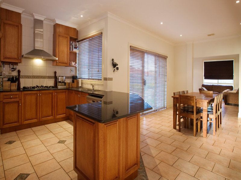18 Cropley Court, Seabrook - Thumbnail 4