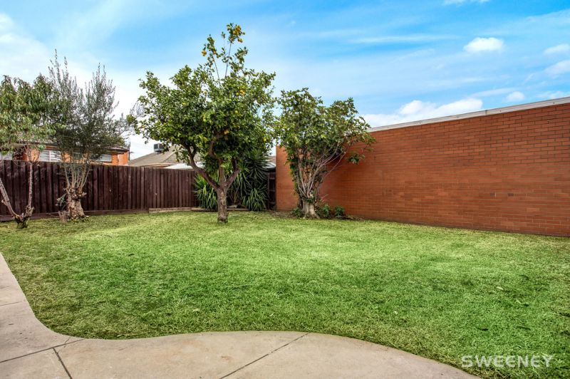1 Dean Court, Altona North - Thumbnail 8