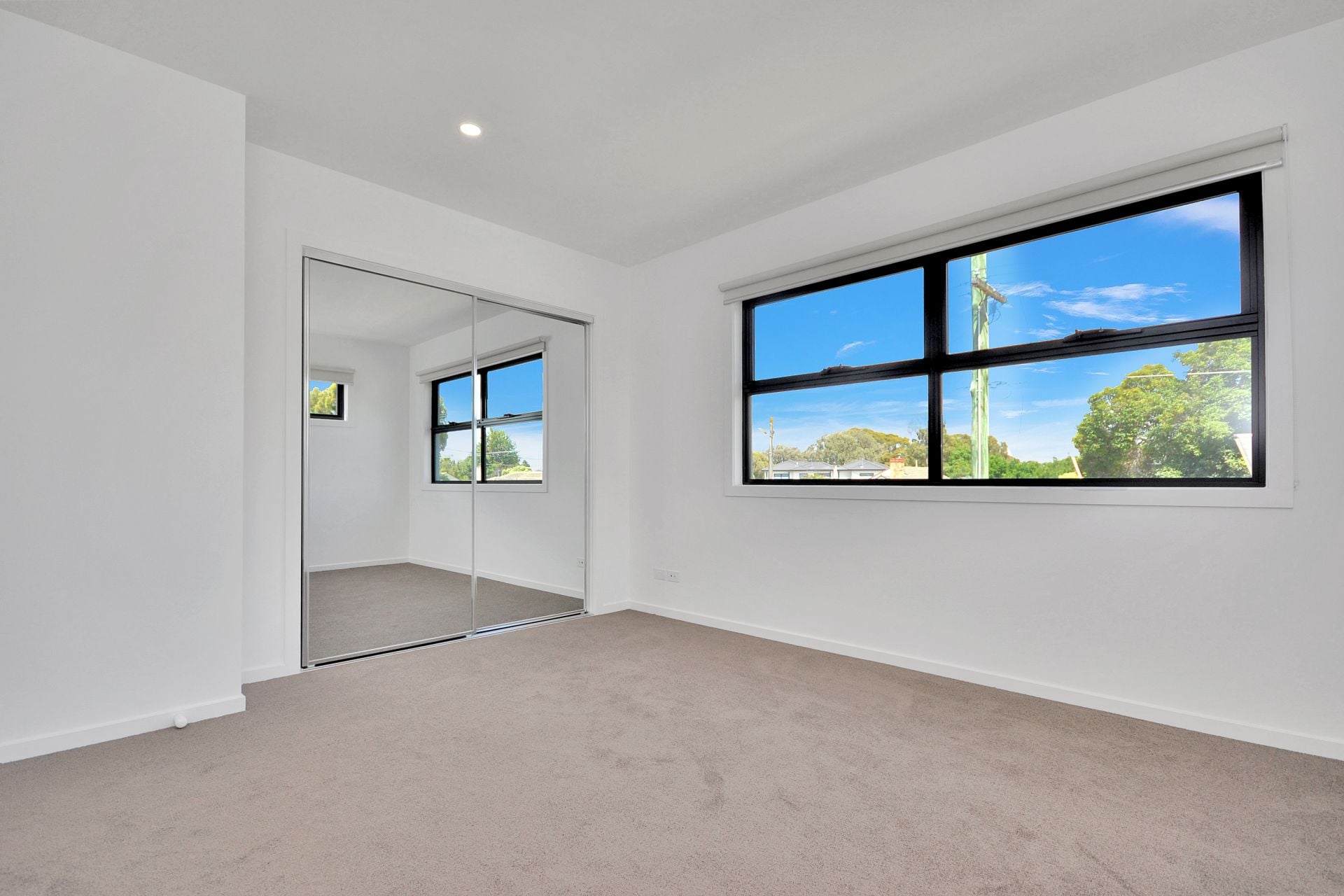 BRAND NEW LUXURY LIVING IN A PERFECT LOCATION