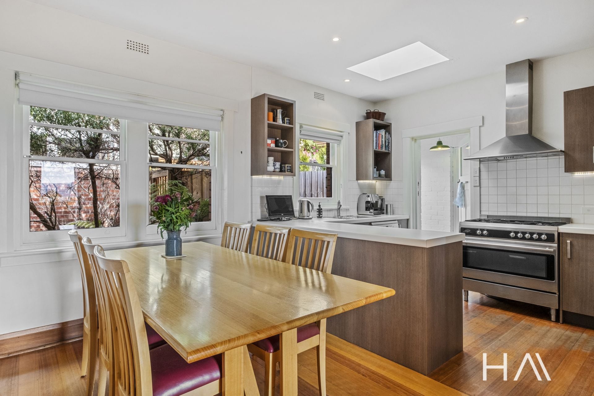 13 Waverley Avenue Lenah Valley, Lenah Valley - Thumbnail 8