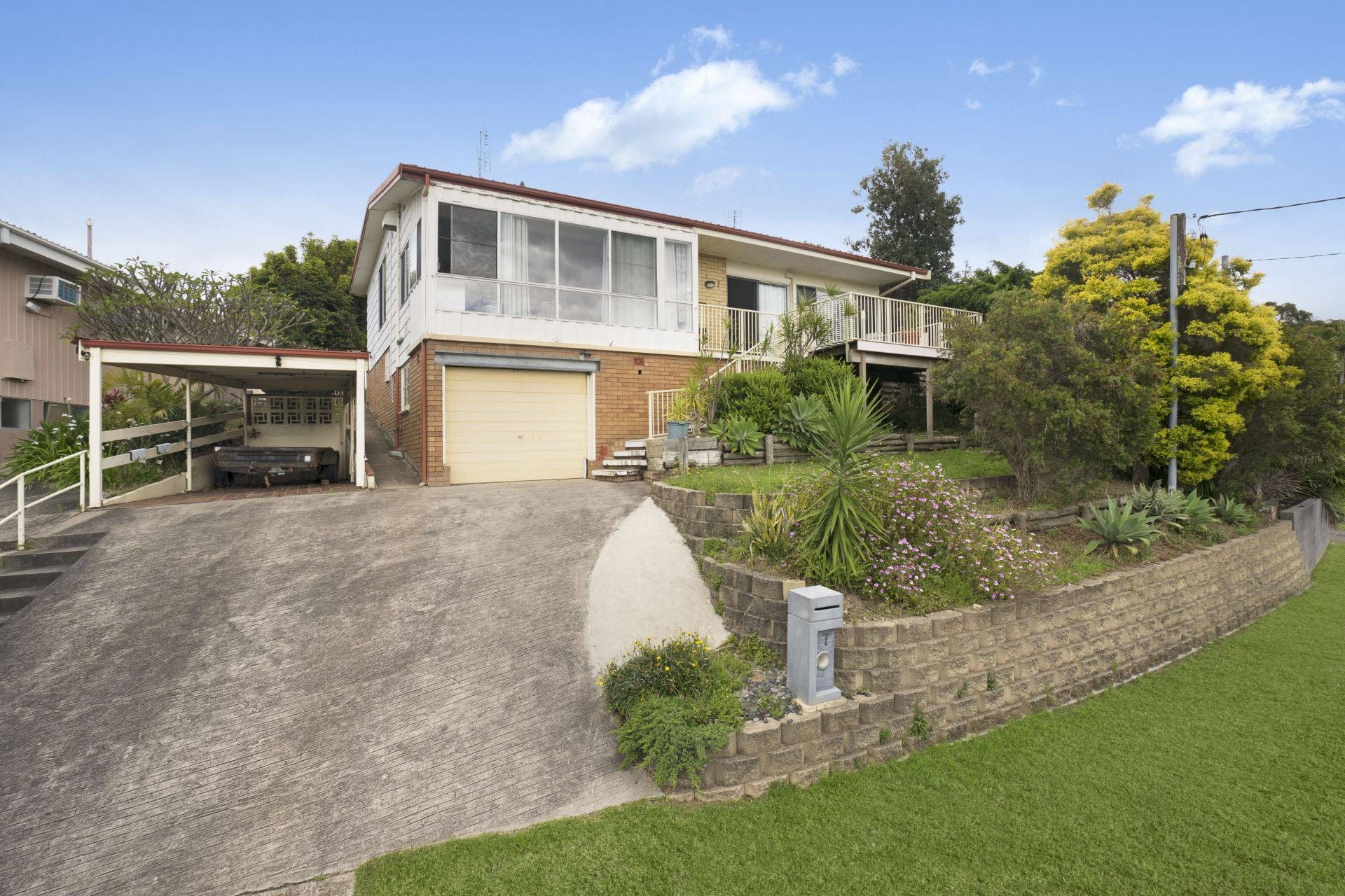 7 Kananook Crescent Belmont North NSW, Belmont North - Thumbnail 4