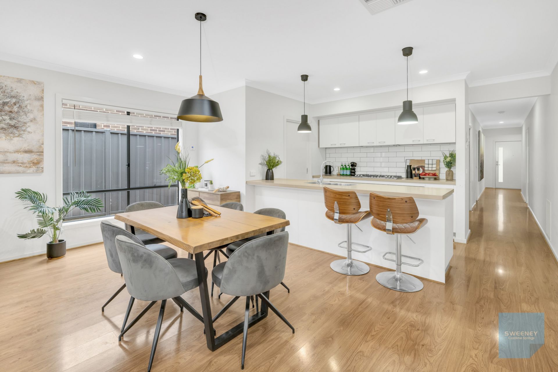 29 Quadrant Drive, Fraser Rise - Thumbnail 5