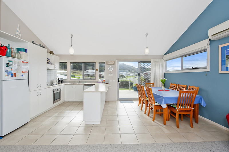 28 Scenic Drive, Apollo Bay, VIC, Apollo Bay - Thumbnail 4