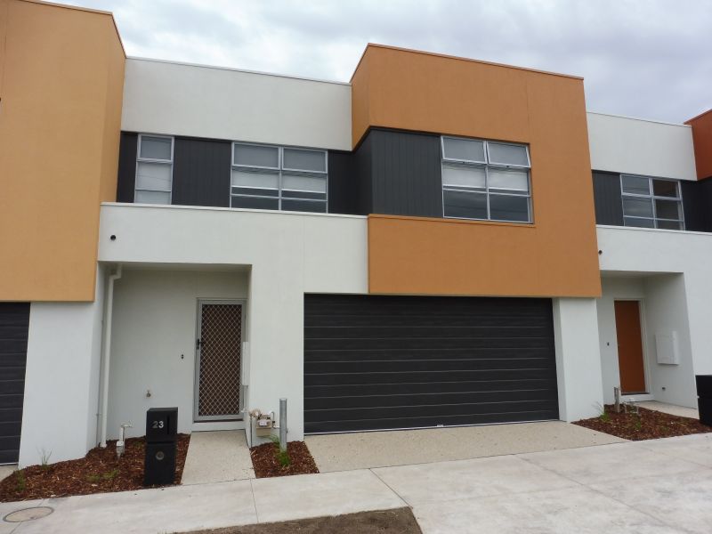 23 Woodcutters Grove, Epping