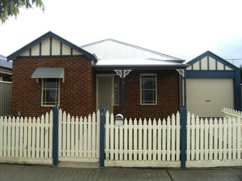 4 Millstream Way, Caroline Springs - Thumbnail 2