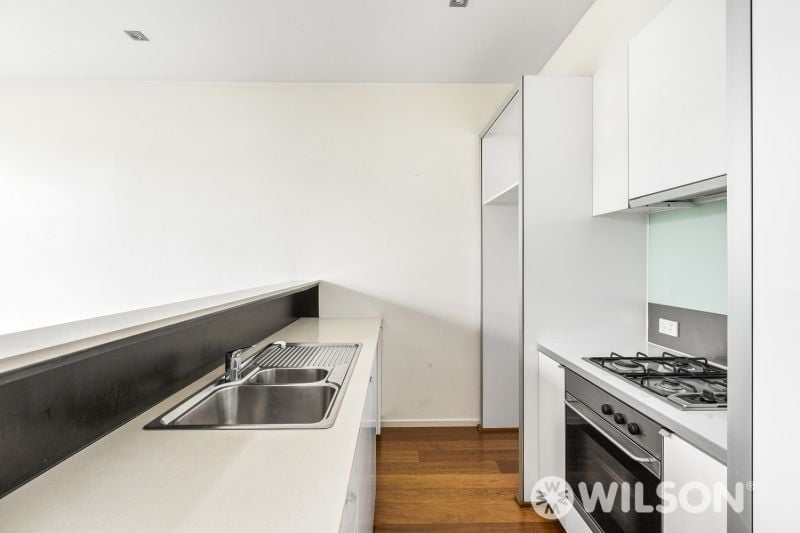 28/10 Clifton Street, Prahran