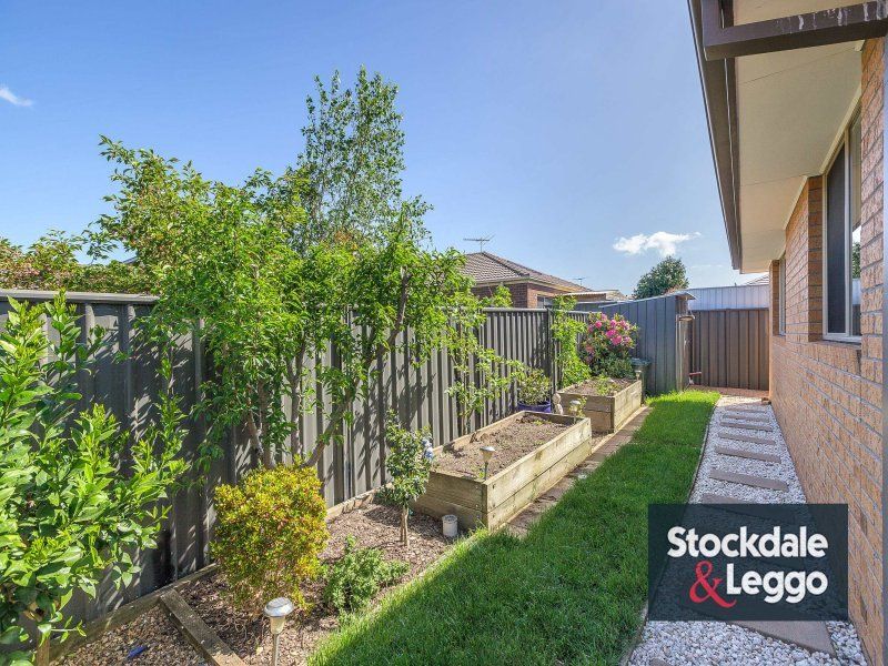 37 Harriers Street MERNDA, Mernda - Thumbnail 2