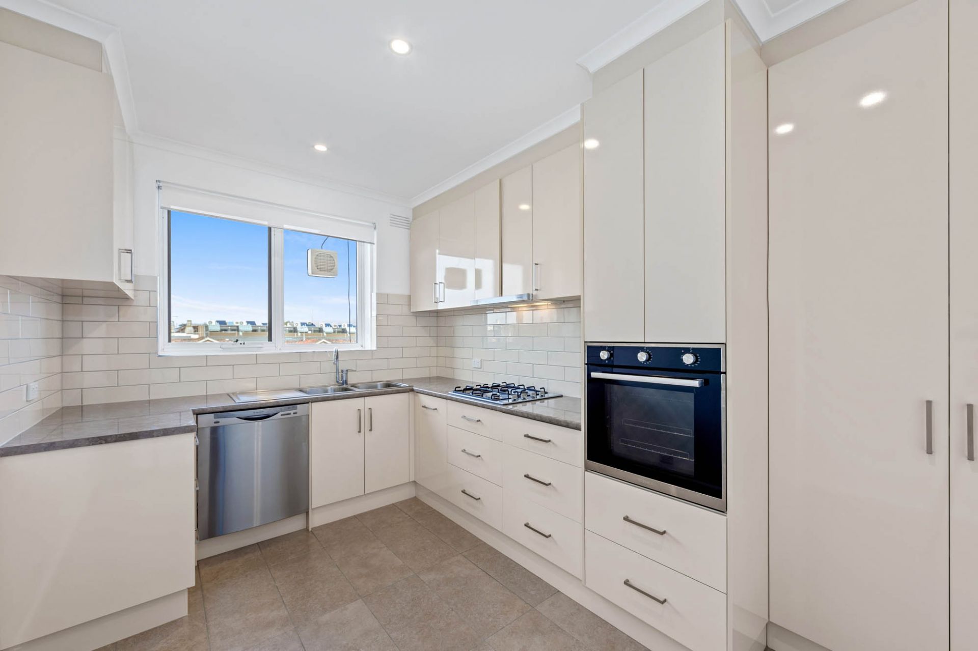 6/91 Hotham Street, Balaclava - Thumbnail 2