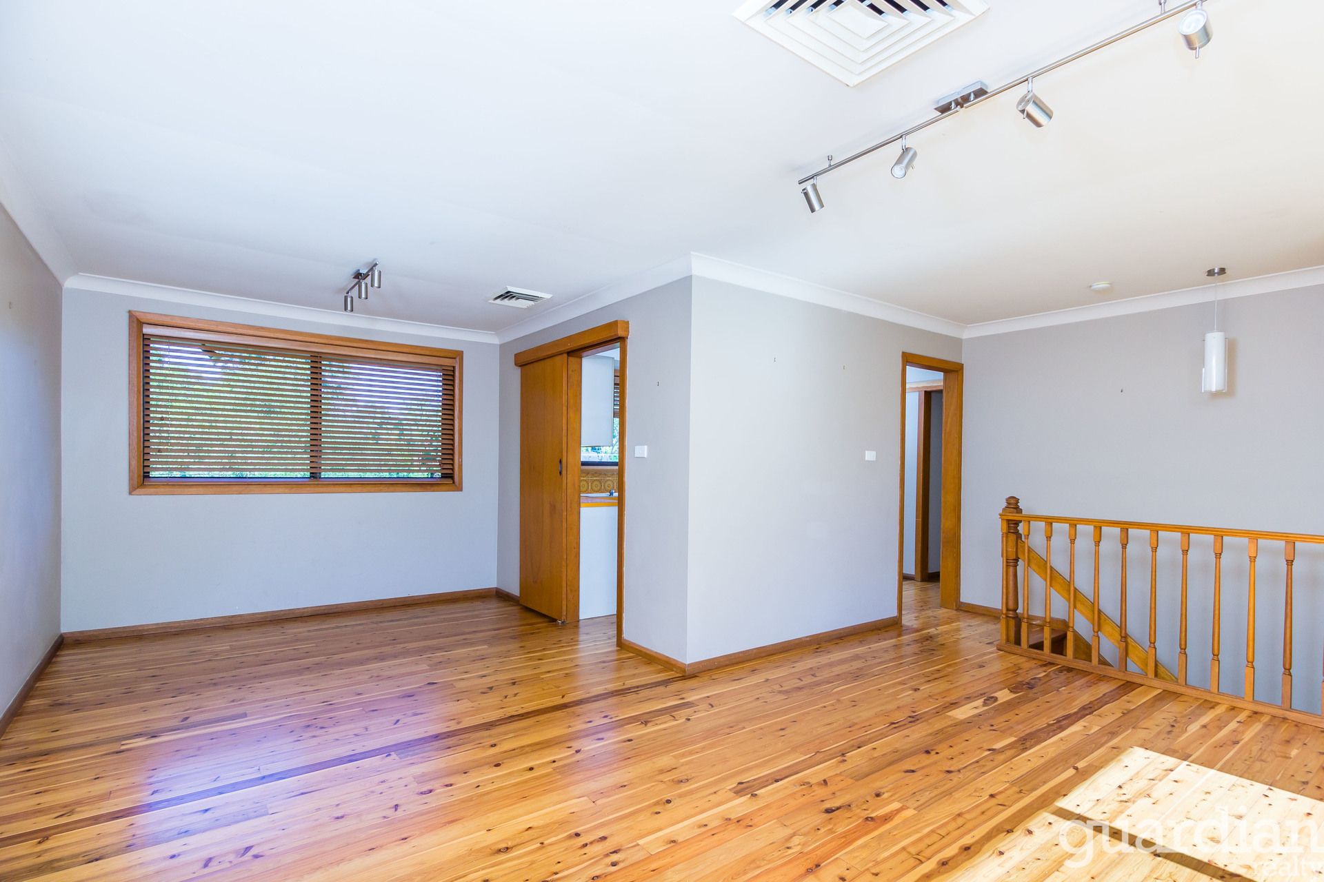 21 Glen Street Galston NSW, Galston - Thumbnail 3