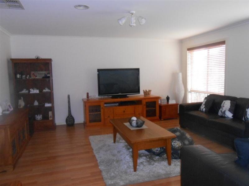 PEACEFUL LOCATION *** OPEN FOR INSPECTION THURSDAY 3RD OCTOBER AT 6:00 - 6:15PM ***