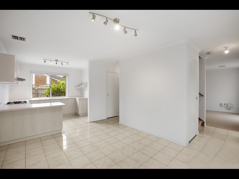 9 Hickey Court, Mill Park - Thumbnail 6