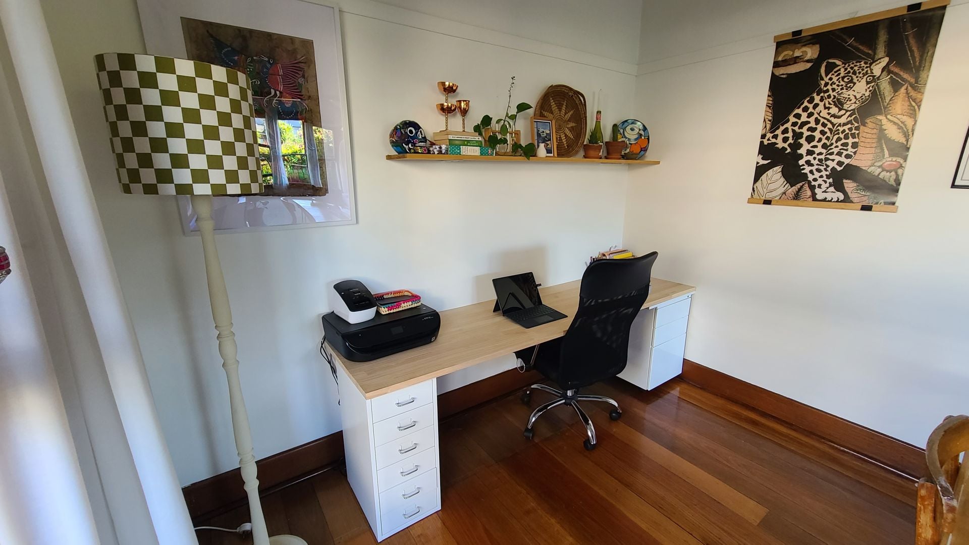 CHARMING TWO BEDROOM DELIGHT!